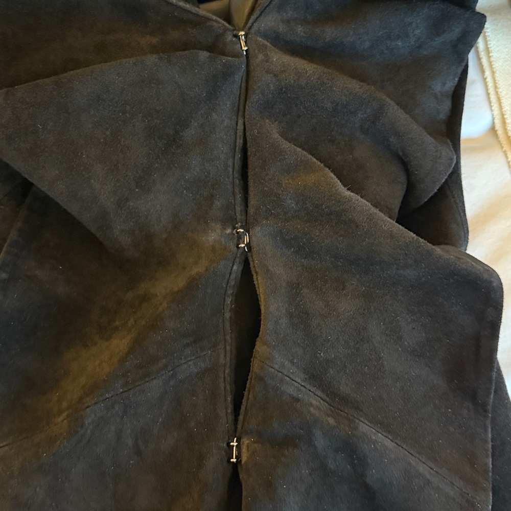 Vintage Margaret Godfrey Black Suede Ruffle Front Coat 6 - Picture 9 of 11